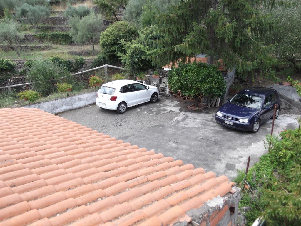 Casavacanzeinsicilia Etna Taormina Villa Piedimonte Etneo Exterior photo
